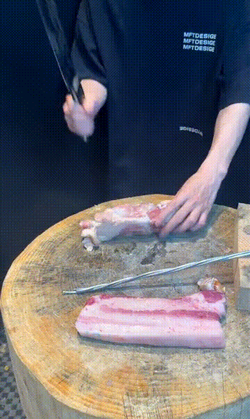 1748338317486866.gif