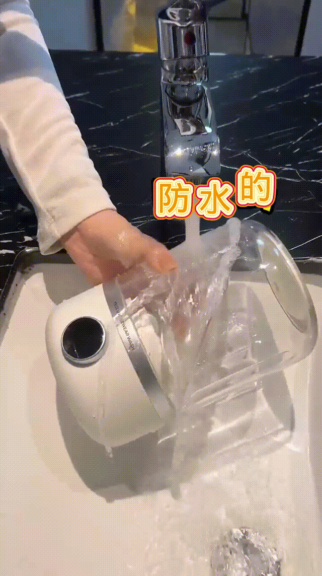 1752139875878607.gif